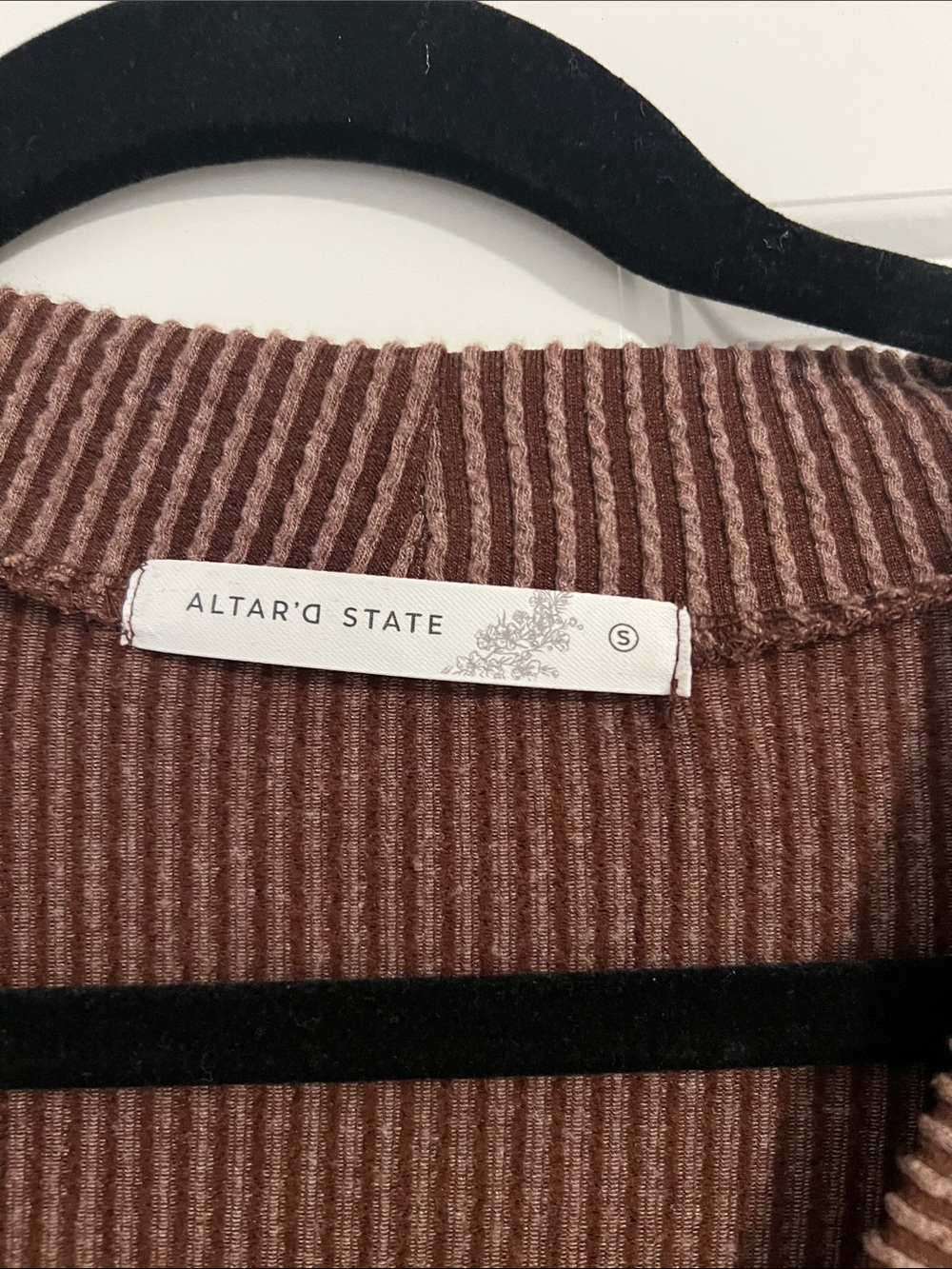 Altar'd State Cropped Ribbed Button-Front Cardigan — Brown - Picture 3 of 6